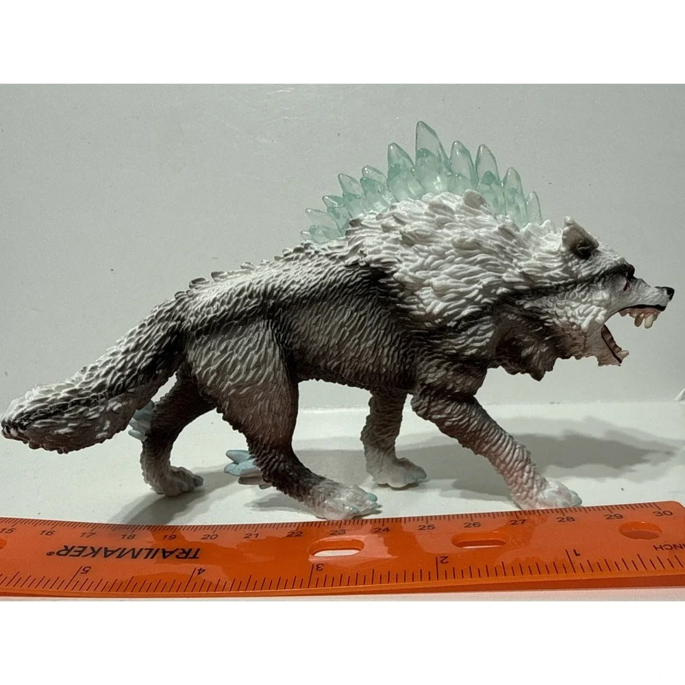 Schleich Eldrador Creatures ICE SNOW WOLF Toy Figure Mythical Fantasy D-73527